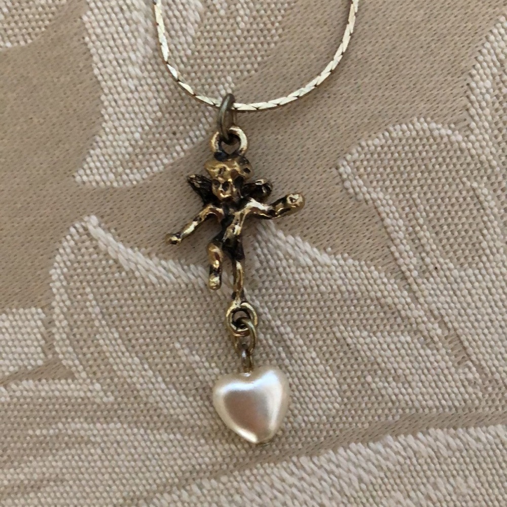 Angel Heart Necklace (Me Too Accessories) NEW! 14” Chain